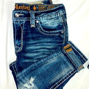 NWOT size 29 Rock Revival Jeans from the Buckle. MID RISE + Ankle Skinny Style